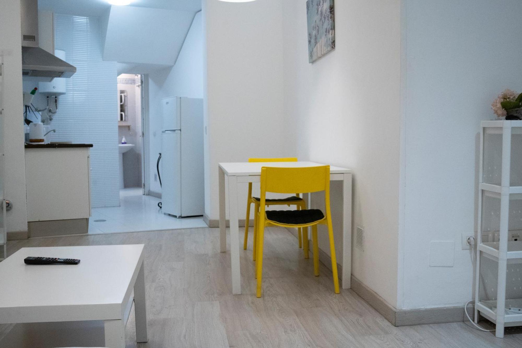 Estupendo Estudio Al Lado De Plaza La Merced Malaga Luaran gambar